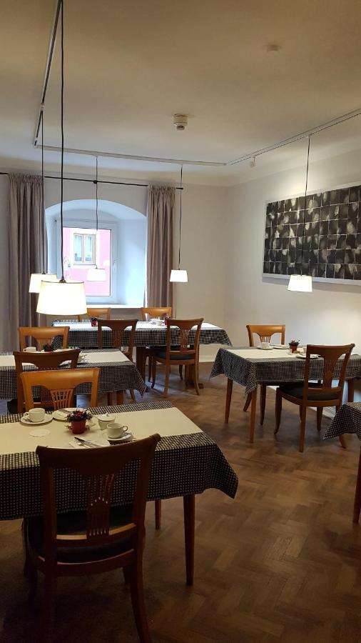 Hotelgasthof Bayerischer Hof Sulzbach-Rosenberg Dış mekan fotoğraf