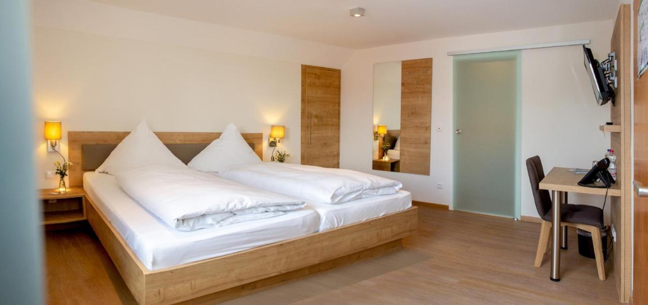 Hotelgasthof Bayerischer Hof Sulzbach-Rosenberg Dış mekan fotoğraf