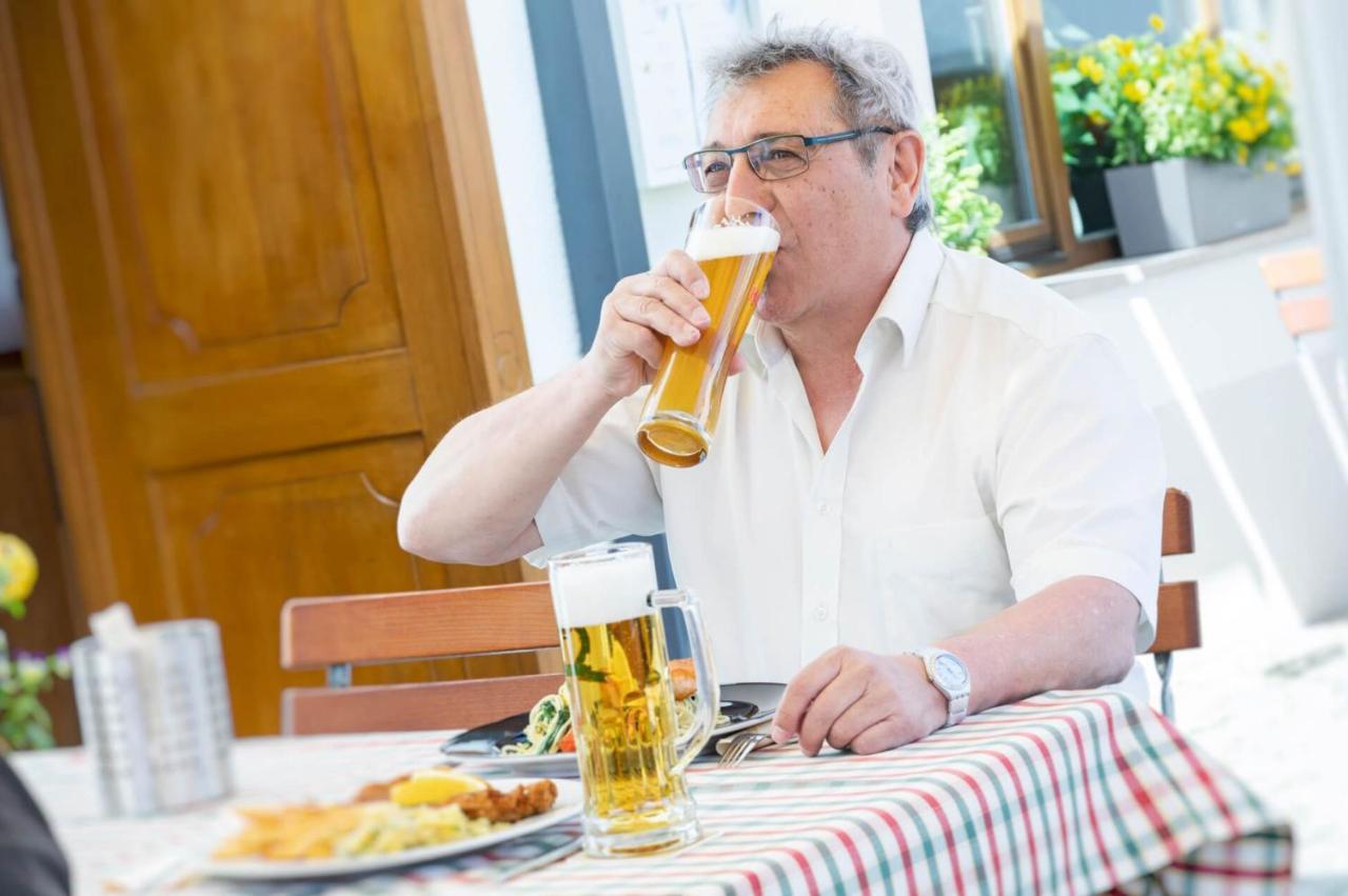 Hotelgasthof Bayerischer Hof Sulzbach-Rosenberg Dış mekan fotoğraf